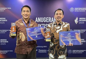 UMSURA Sabet Gold dan Silver di Anugerah Diktisaintek 2025