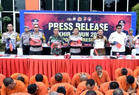 Selama Tahun 2025, Polres Gresik Berhasil Mengungkap 92 Kasus Kriminal