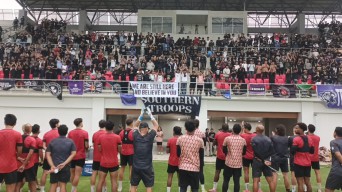 Jelang Derbi Jatim, Ribuan Persik Mania Beri Motivasi Macan Putih di Stadion GDJ Kediri