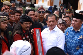 Laskar Sasak Deklarasi Dukung Penuh, Gubernur NTB: Saya Terharu