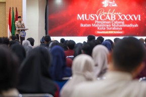 Hadiri Muscab IMM Surabaya, Wali Kota Eri Dorong Peran Pemuda dalam Pembangunan Kota