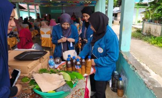 Guru Besar Farmasi Unair Teliti Etnomedisin Maluku untuk Ibu Pasca Melahirkan