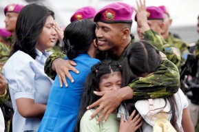 Potret Haru Kepulangan Prajurit Yonif 1 Marinir Usai Tuntaskan Pamtas RI–PNG