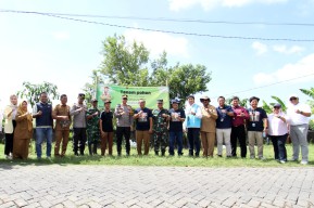 Peringati HPN 2026, PWI Gresik Tanam Pohon di Wilayah Terdampak Banjir Kali Lamong