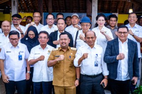 Alokasi Pupuk Bersubsidi Bagi Pembudidaya Ikan di Gresik Tersedia Lagi Tahun Ini