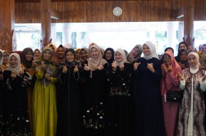 Buka Pondok Ramadan, Mbak Cicha Ingatkan Pentingnya Peran Ibu Saat Puasa