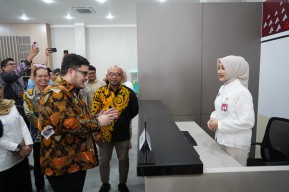 Diterpa Berbagai Tantangan, Mas Dhito Fokus Perkuat Layanan Publik di Kediri