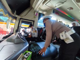 Pastikan Bus Laik Jalan, Dishub Kediri Lakukan Ramp Check Jelang Libur Imlek