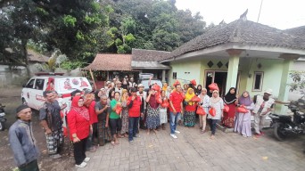 Baguna DPC PDIP Jember Dirikan Posko Bantuan Banjir