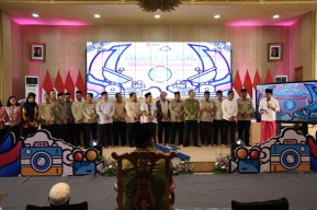 Setahun Pimpin Jember, Muhammad Fawait Fokus Perkuat Pelayanan Dasar