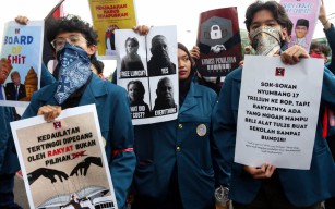 Sindiran BEM SI Jatim: Sumbang BoP Rp17 T, Siswa Bundir Tak Mampu Beli Buku