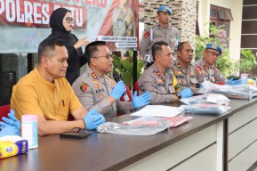 Intip Status Facebook, 2 Orang Bobol Rumah Penjual Emas di Kota Batu