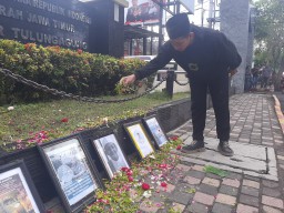 Kecam Aksi Represif Polisi, Mahasiswa di Tulungagung Gelar Aksi di Mapolres