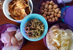 Bukan Nastar, Ternyata Camilan Ini Lebih Menggoda di Meja Lebaran Warga Surabaya
