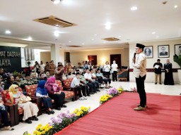 Ramadan Penuh Makna, DPRD Surabaya Berbagi Kebahagiaan Bersama Anak Yatim
