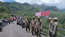 Libur Lebaran, Pengunjung Gunung Kelud Melonjak hingga 9 Kali Lipat