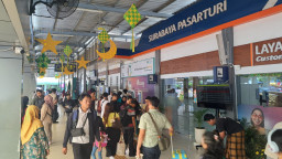 Puncak Arus Balik, 54 Ribu Penumpang Padati Stasiun di Wilayah Daop 8 Surabaya