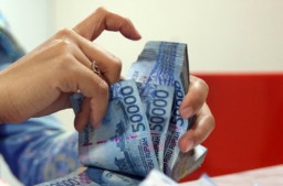 Tips Kelola Keuangan Agar Kantong Tidak Jebol Saat Lebaran