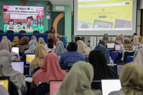 Pemkot Kediri Dorong Guru PAUD Manfaatkan AI untuk Media Pembelajaran