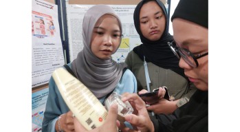 Riset UINSA Temukan Mikroplastik di Daun Padi hingga Lipstik Waterproof