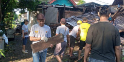 RSTN Kediri Bantu Warga Bersihkan Rumah Roboh Akibat Hujan Deras