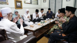 Mbak Vinanda Silaturahmi ke Ulama Kota Kediri di Momen Idul Fitri