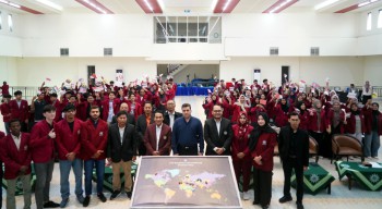 UMSURA Gaungkan Perdamaian Dunia di Tengah Konflik Iran–Israel