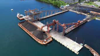 Sektor Industri Bergeliat, Arus Curah Cair di Pelabuhan Tumbuh Pesat