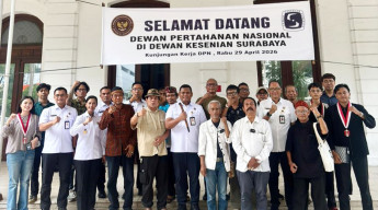 Dewan Pertahanan Nasional Serap Aspirasi Seniman Surabaya