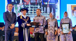 Gugur Saat Mengabdi, Rohid Wisuda Lewat Orang Tua