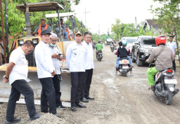 55 Ruas Jalan Lamongan Sepanjang 35 Km Masuk Prioritas Perbaikan