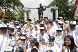 Pemkot Surabaya Larang Siswa SMP Kendarai Motor, Pengawasan Diperketat