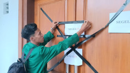 Mahasiswa Tulungagung Segel Ruang Aspirasi DPRD, Ini Penyebabnya