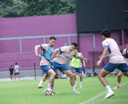 Perbaikan Lini Belakang Menjadi Fokus Persik Kediri Jelang Menghadapi Persita