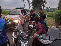 Polsek Ringinrejo Bubarkan Balap Liar di Jalan Kali Mambeg