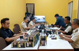 Imigrasi Surabaya Gagalkan 18 Calon Haji Ilegal Modus Liburan