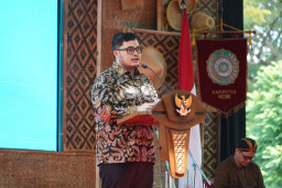 Hadiri Peringatan HKG, Bupati Kediri Minta PKK Fokus Dampingi Keluarga Desil 1-4