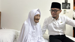 Wamenhaj Dahnil Anzar Sambangi Jemaah Tertua Indonesia Asal Kediri