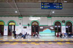 Diperpanjang hingga Probolinggo, Penumpang Commuter Line Supas Melonjak