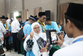 Pemberangkatan Haji Embarkasi Surabaya Capai 36 Kloter, Ada 23 Kursi Kosong