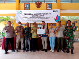 Dukung Ketahanan Pangan Nasional, PLN Beri Bantuan Alat Pertanian Elektrik