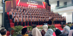 73 Persen Lulusan SMA Dharma Wanita 1 Pare Boarding School Tembus PTN Jalur SNBT