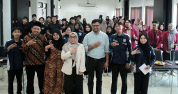 Mahasiswa UNUSIDA Diajak Siap Hadapi Guncangan Ekonomi Dunia