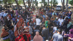 Melihat Tradisi Grebeg Suro di Pantai Gemah Tulungagung