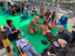 Belasan Pelajar di Tulungagung Tumbang Saat Mengikuti Upacara