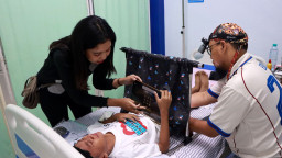 Khitan Bahagia Unitomo, 140 Anak Dapat Uang Saku dan Perlengkapan Sekolah