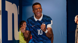 Prancis Menang Telak, Mbappe Pecahkan Rekor Gol