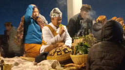 Yadnya Kasada 2026: 3 Dukun Pandita Baru Suku Tengger Resmi Dikukuhkan