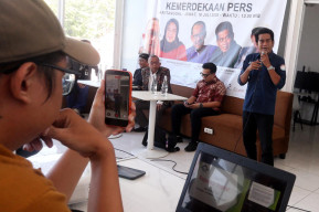 Rumah Literasi Digital Bongkar Modus Sensor Berita Lewat Hosting