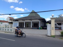Dugaan Korupsi Kanjengan, Mantan Bupati Tulungagug Maryoto Diperiksa Kejaksaan